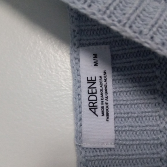 NWT Blue Knit Crop Tank - Picture 3 of 4